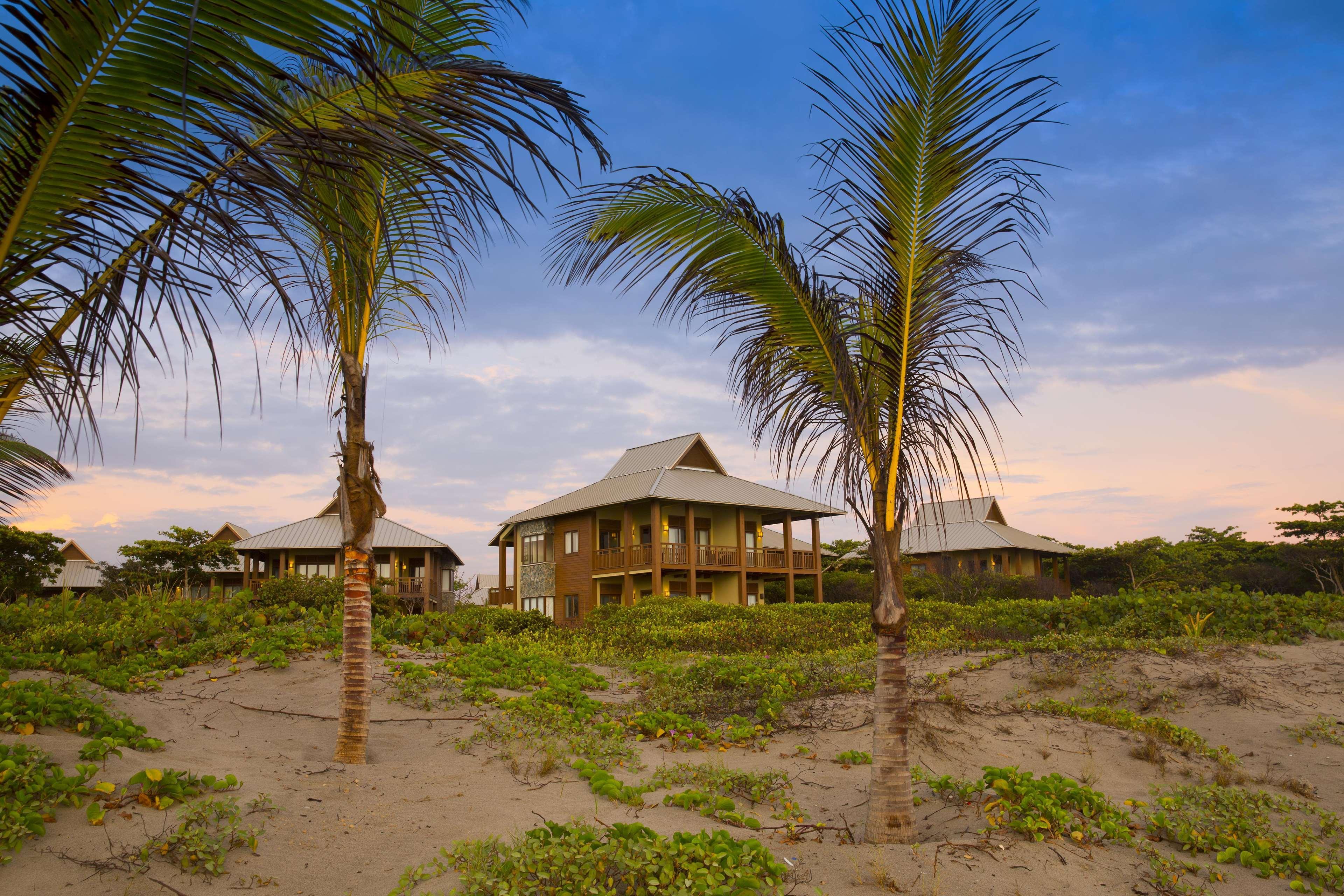 Indura Beach & Golf Resort Curio Collection By Hilton Tela Kültér fotó